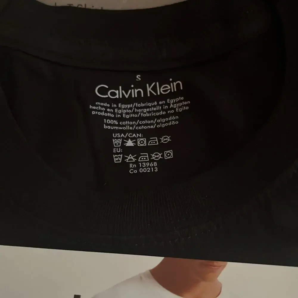 Calvin Klein Crew Necks 5 pc: 3 Black 2 Gray ALL Mens Size Small